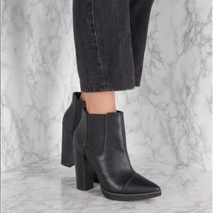 NA-KD High Heel Pointed Boots